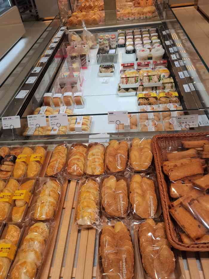 思味贝卡(万科店)-"第一次评论一个商家差评!什么玩意,中午过.