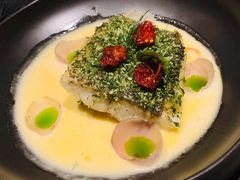 煎海鲈鱼配意大利节瓜面-AZUL by FUEL蓝色·法式酒馆(琶醍店)