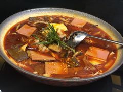 精品毛血旺-马仕玖煲·融合菜·酥不腻烤鸭(人大店)