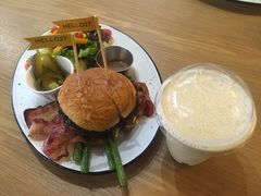 -HELLO 27 意面·沙拉·帕尼尼