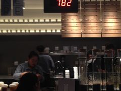门面-喜茶(上海正大广场店)