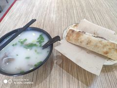 -河间驴肉火烧(联盛广场B区店)