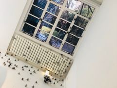 -胶囊画廊