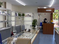-无奔眼镜·蔡司·依视路授权店(马家堡店)