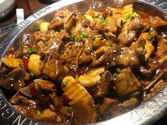 -胖哥俩肉蟹煲(湖滨银泰in77店)
