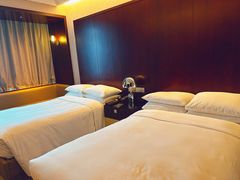 -上海龙之梦万丽酒店