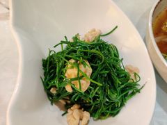 -汗腾格里·风味餐厅(新疆驻京办店)
