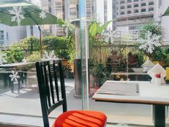 -深圳富苑皇冠假日套房酒店