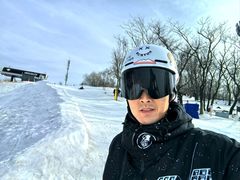 -中旅松花湖滑雪场