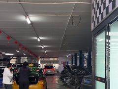 -友谊汽车维修保养·钣金喷漆事故定损·洗车贴膜