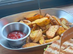 -Catch Bagel(芳草地店)