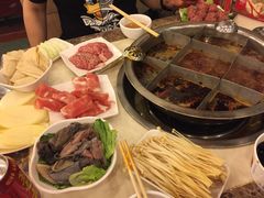 -朱氏胖子烂火锅(洪崖洞店)