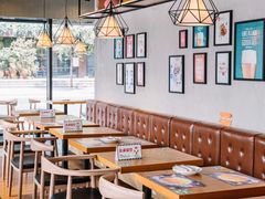 大堂-Pelicana百利家炸鸡(江南西名店城店)