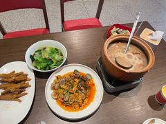 -大中华酒楼·主席武昌鱼·武汉美食地标(江汉路步行街店)