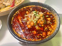 -初蓉丨遇见新川菜(亲贤街荣耀店)
