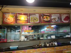 大堂-华辉拉肠(小北路店)