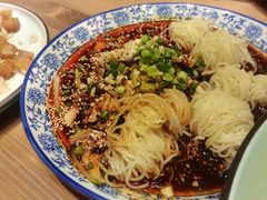 -临界音乐酒馆·小龙虾·江湖菜(华熙LIVE·鱼洞店)