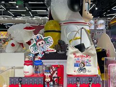 -泡泡玛特POPMART(侨福芳草地店)