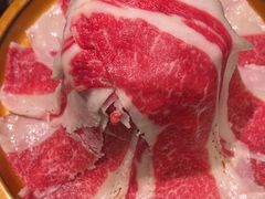 -牛YO寿喜烧·铁板烧和牛火锅自助(市府恒隆店)
