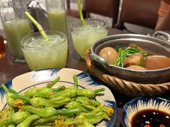 -Cuc Gach Quan Restaurant