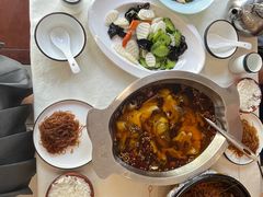 -鑫巴蜀小镇 · 水煮鱼专研店(玉桥店)