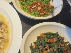 -南海底小海鲜·湘菜(鲁巷吴家湾店)