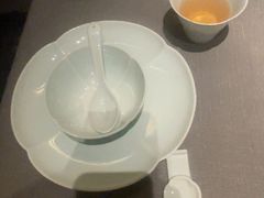 -左庭右院鲜牛肉火锅黑金店(陆家嘴中心店)