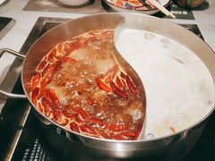 -尚尚仙·酸汤猪手·猪肚鸡火锅(华联万柳购物中心店)