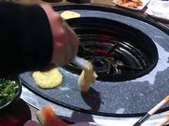 -三人行骨头王火锅(长寿店)