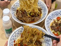 -李与白包子铺(桐梓林店)