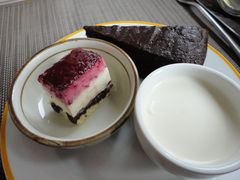 巧克力+蓝莓芝士-裕元花园酒店