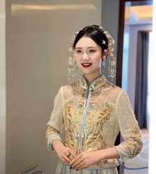-莫小姐婚纱
