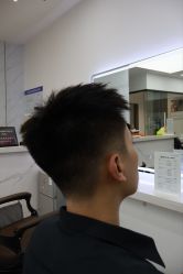 -尤司男士国潮理发馆
