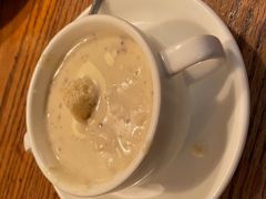 奶油蘑菇汤-宝莱纳啤酒花园餐厅PAULANER BRAUHAUS Nanjing(广州路店)