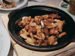 -荷花亭·湖北融合菜(中商广场店)