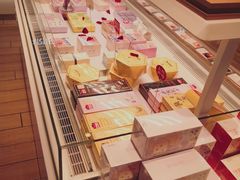 -好利来(新华百货店)