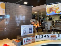 -麦当劳(滨河路DT店)