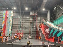 -极限PLAY运动娱乐新世界·团建派对潮玩休闲馆·室内蹦极高空游乐园