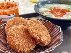 秘制烧饼-万红路羊汤烧饼店(将台路店)