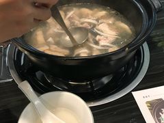 -东椰·海南椰子鸡火锅(朝阳门店)