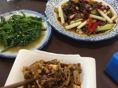 烧鳝鱼-百年粉蒸牛肉