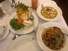 -Thai Pothong Restaurant