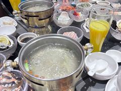 -半岛翡丽海鲜自助餐厅(观风亭店)