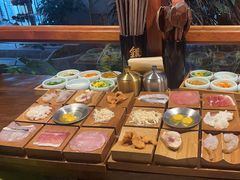 -银米·云南传统过桥米线(双廊黑金冠店)