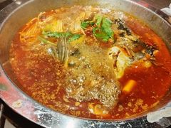 -九牧鱻·渝老鬼重庆火锅(人民路店)