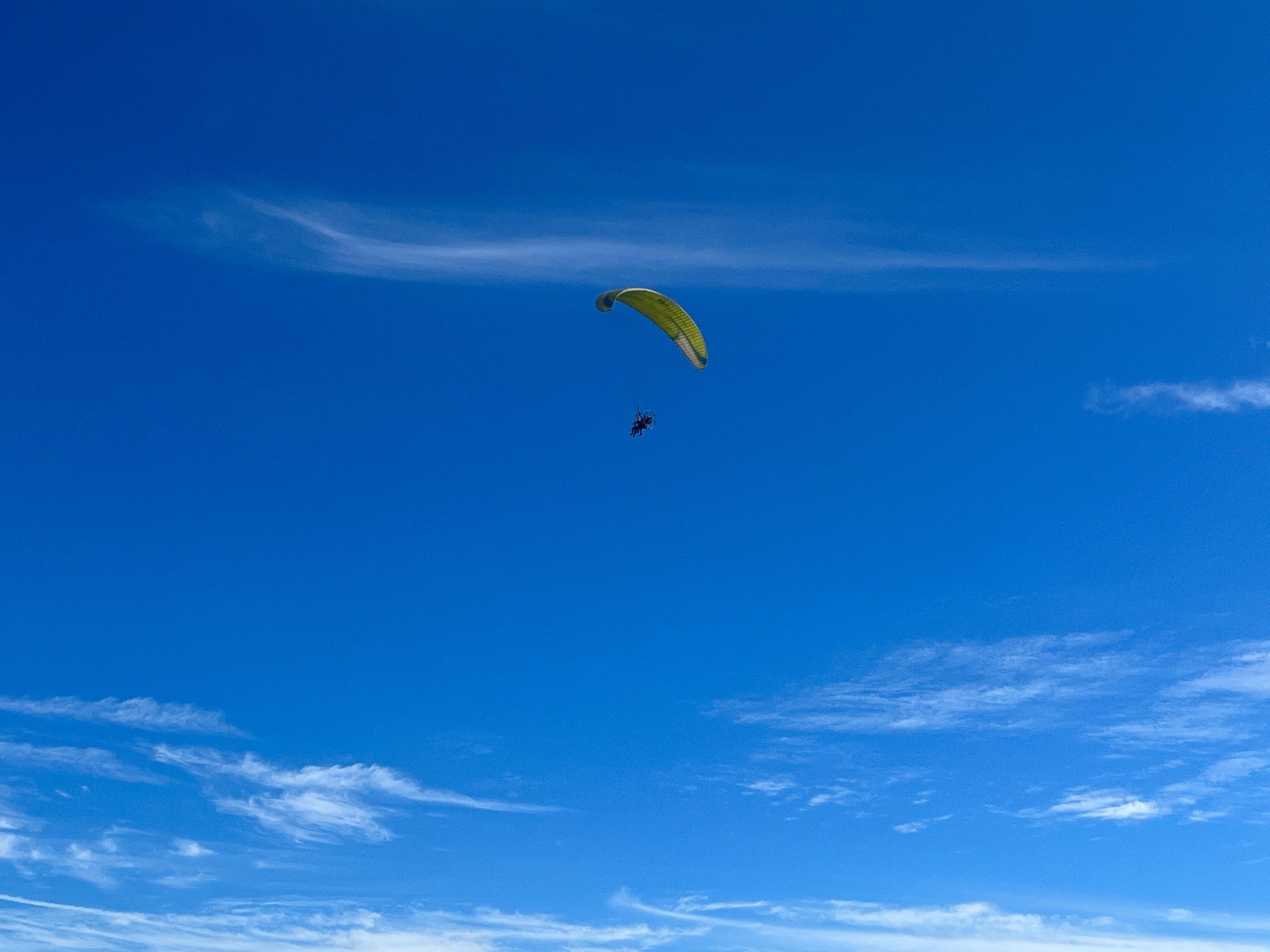海风拂面的美丽,那一抹蓝色印入眼帘,美美