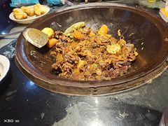 -鱼窝棚柴火铁锅炖(富山屯店)