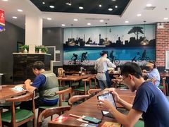 大堂-李先生牛肉面大王(站北广场店)