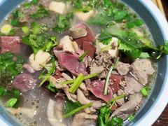 -老新隆牛肉锅贴(新街口店)