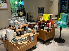 零售区-星巴克(万都店)